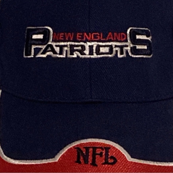New England Patriots Official License Baseball Hat, Strapback, Hologram - Picture 9 of 9